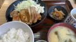 成増駅:チキンソテー定食