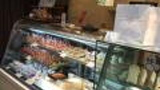 生クリームたっぷり