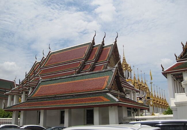 ローハ・プラサートは見る価値あり