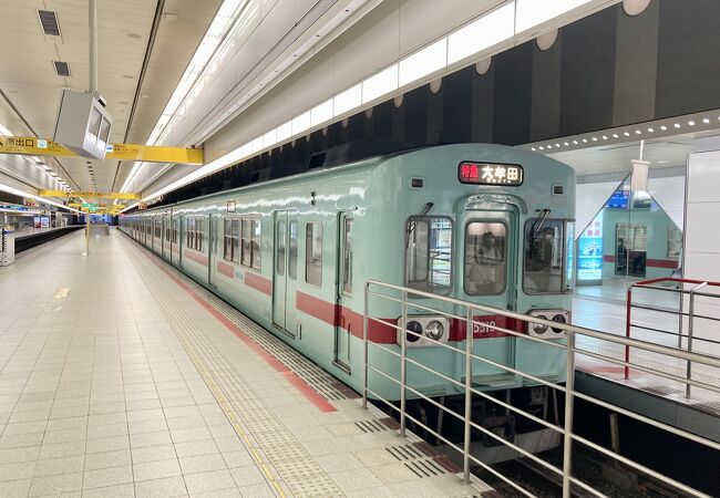 西鉄電車の福岡駅