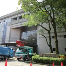 休館の為、業者が作業中