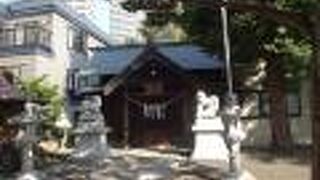 中島公園の北側にある水天宮です。