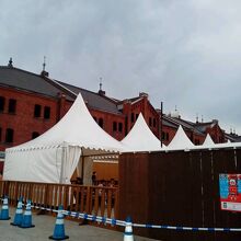 赤レンガ倉庫にて