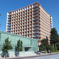 国立競技場ともマッチする外観