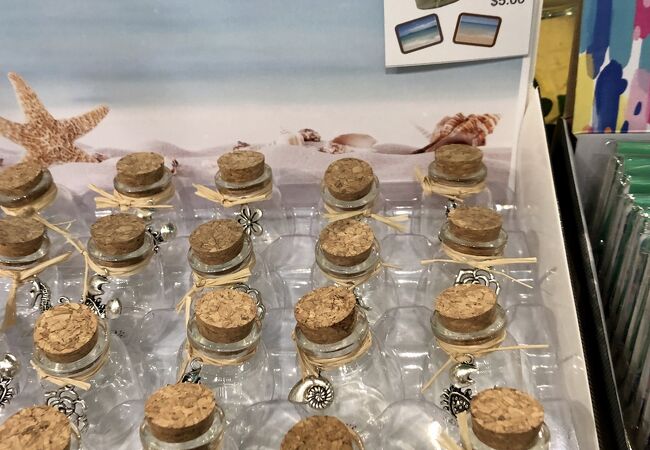 ベルヴィー (ワイキキ ショッピング プラザ店)