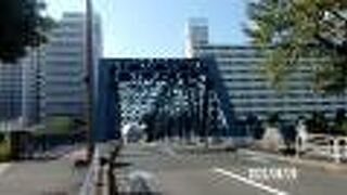 小名木川にかかる橋の一つです。