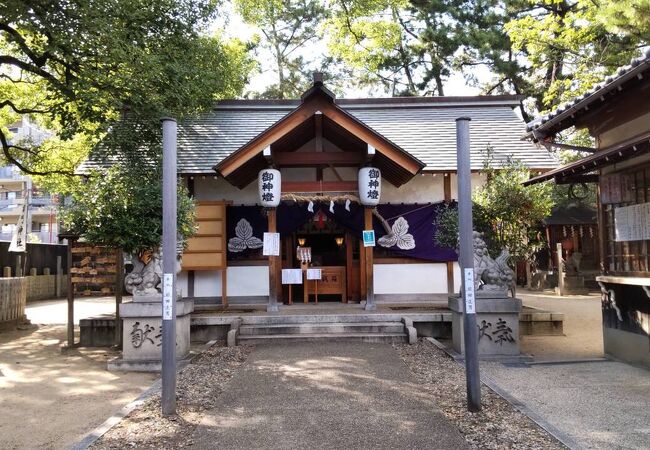 津門神社