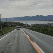 小樽から稚内までの約３８０㎞の海岸を走る道がオロロンライン