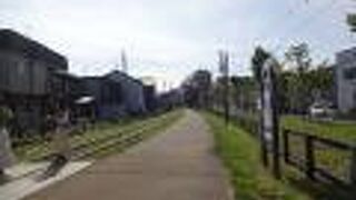 次回小樽に来たときは、この手宮線跡を端から端まで歩いてみたいです。