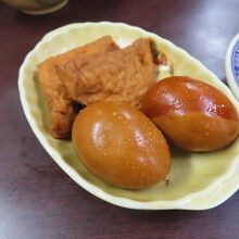 煮卵とガンモドキ