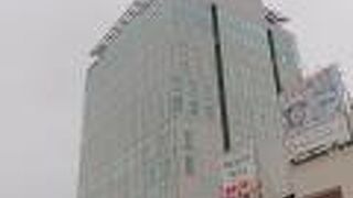 平成中期に開業した、豊橋駅前の商業ビル