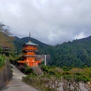 熊野詣での終着点。世界遺産に登録されている寺院です。