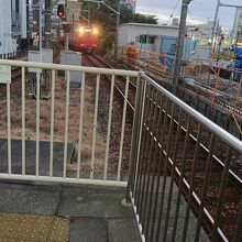 刈谷駅ホームにて