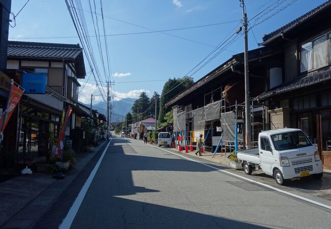 甲州街道の宿場。金精軒や七賢があるのが分かる。とてもよい雰囲気です。