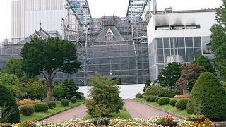 良い状態で建物を継続保存するための工事中でした