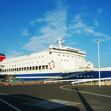 就航７年目のフェリーおおさかⅡ