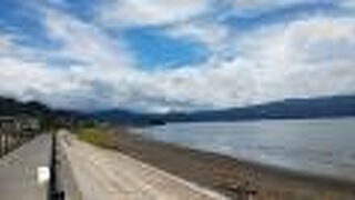 御用邸近くの海水浴場