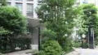 賃貸オフィスビルです