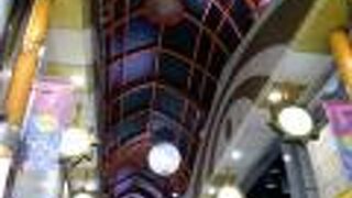 アーケード商店街