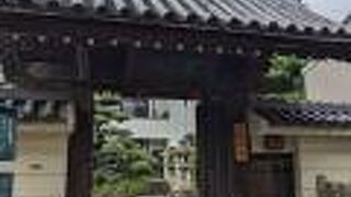 円頓寺商店街にある寺院