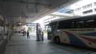 羽田発着便は運航本数が少ないので利用しにくいです