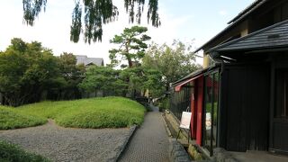 小布施の風情ある遊歩道