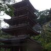 五重塔で有名　山の上にある古寺