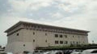 老朽化した施設