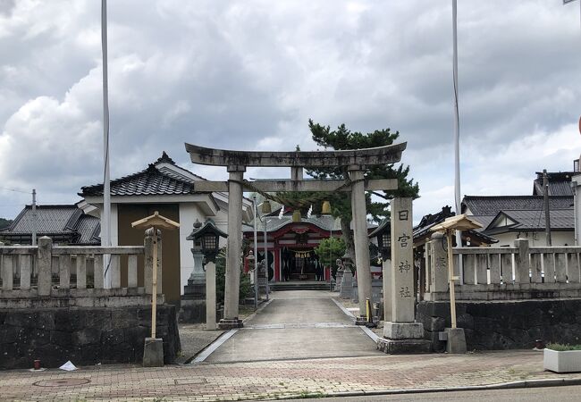 まんがロード沿いにある神社