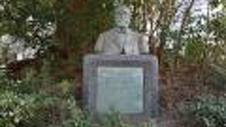 明治時代に日本の教育に功績を残した偉人