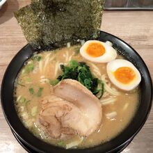 横浜家系ラーメン 武骨家 水戸エクセルみなみ店