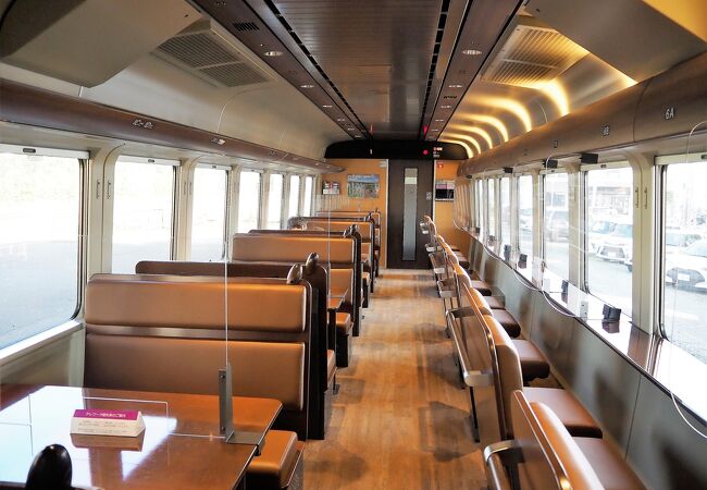 札幌ー富良野乗り換えなしで素敵な列車