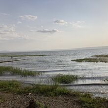 夕暮れのタナ湖