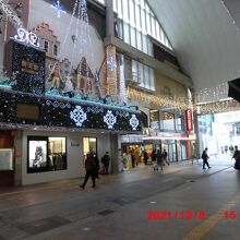 サンドーム通りと時計塔