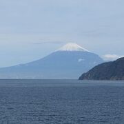 駿河湾の向こうに絶景の富士山と南アルプス♪
