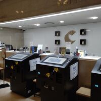 無人のフロント