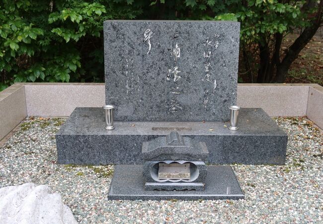三浦環の墓