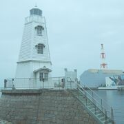 歴史ある木製の灯台。