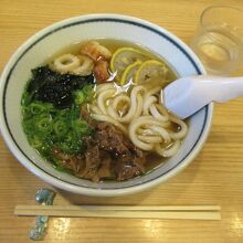 まるうまうどん 新幹線熊本店