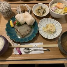 食堂ももふく