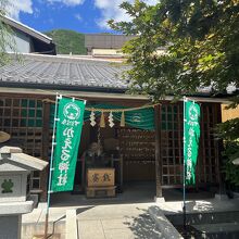 神社の拝殿