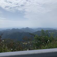 大野山から見下ろした風景。