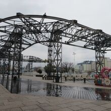 荷下ろしに使われていました