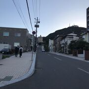 函館ロープウェイへの坂