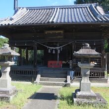 岡神社本殿