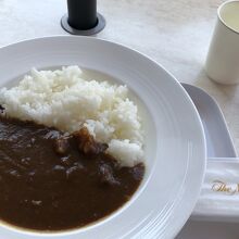 カレー935円