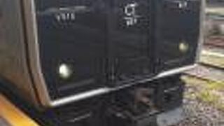 2022年10月10日現在、遂に宮崎県内にもロングシートの車両が入るようになりました