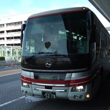 羽田空港から横浜行きのリムジンバス