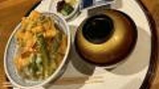 てんぷら 山の上 三越日本橋店内