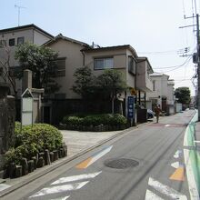 諏訪台通りの雰囲気